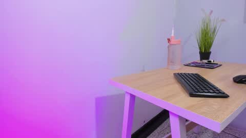 Maira online show from October 9, 8:18 pm