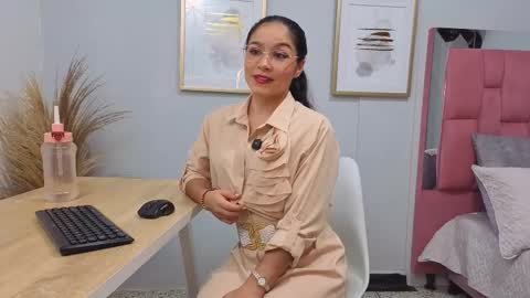 Maira online show from March 8, 8:12 pm