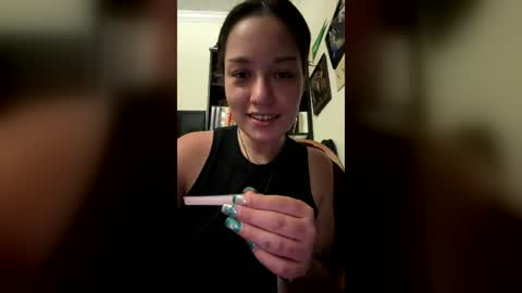 hannahbbgirl online show from June 21, 4:04 am