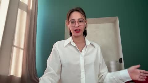 hannahinto online show from March 17, 12:52 pm