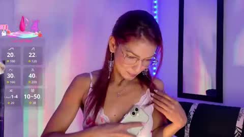 Snapshot of hannapettit12 chatting on August 6, 7:27 pm hanna pettit online show from August 6, 7:27 pm