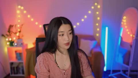 hannarosie online show from April 21, 7:17 pm