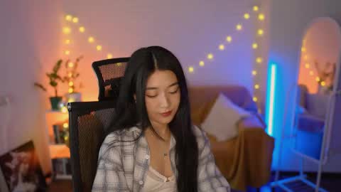 hannarosie online show from April 29, 6:25 pm
