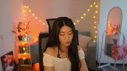 hannarosie online show from May 22, 3:28 pm