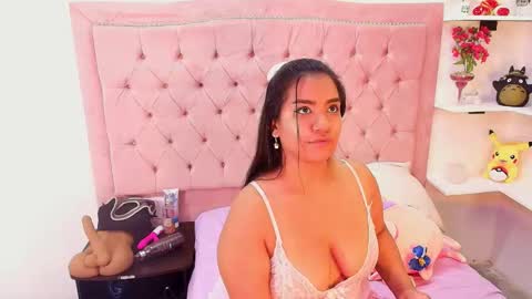 Hanna online show from February 11, 3:44 am