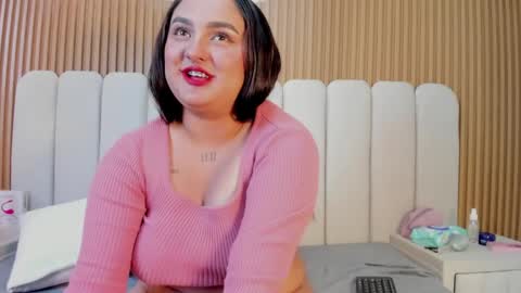 Snapshot of hanny_thomson chatting on May 26, 9:22 pm Hanny online show from May 26, 9:22 pm