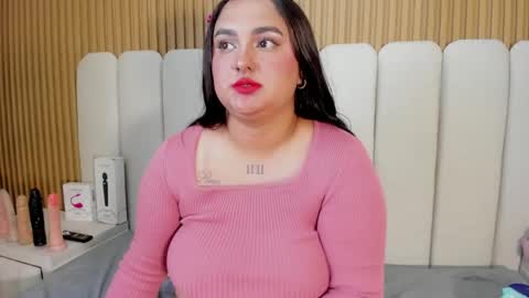 Snapshot of hanny_thomson chatting on May 27, 1:57 am Hanny online show from May 27, 1:57 am