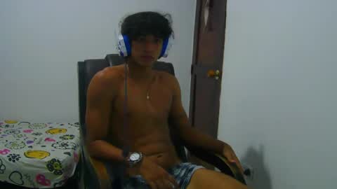 hansel_take online show from May 7, 8:14 pm