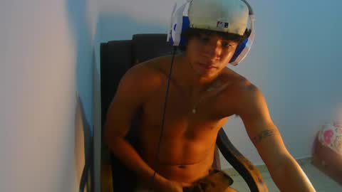 hansel_take online show from May 14, 6:47 pm