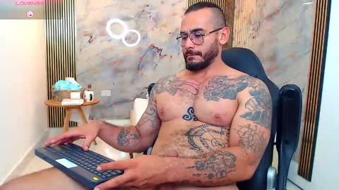 Snapshot of hanz_col chatting on January 18, 6:13 am hanz_col online show from January 18, 6:13 am