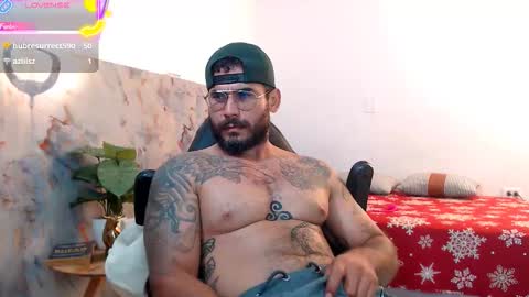 Snapshot of hanz_col chatting on October 11, 11:14 pm hanz_col online show from October 11, 11:14 pm