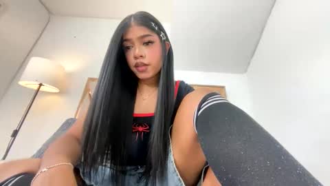 Snapshot of hanz_watson chatting on February 25, 9:24 pm hanz online show from February 25, 9:24 pm