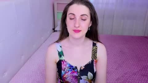 Snapshot of happymiracle chatting on March 14, 6:19 am happymiracle online show from March 14, 6:19 am