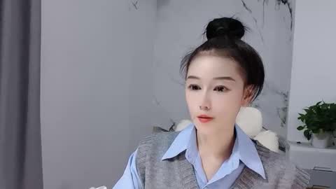 happysweety1688 online show from December 5, 7:39 am