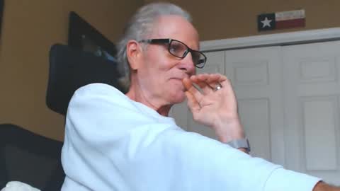 Snapshot of hard4_all_2see chatting on January 9, 8:54 pm hard4_all_2see online show from January 9, 8:54 pm