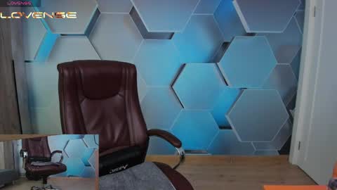 Steve online show from May 27, 3:31 pm