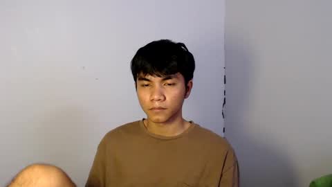 Snapshot of hard_bry chatting on February 8, 4:47 am hard_bry online show from February 8, 4:47 am