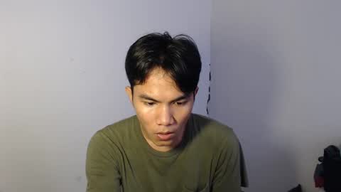 Snapshot of hard_bry chatting on March 4, 4:27 am hard_bry online show from March 4, 4:27 am