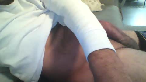 hard_cock_32 online show from March 24, 8:03 pm