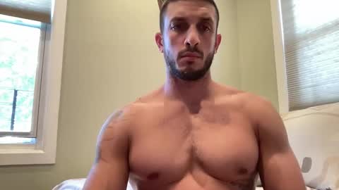 hard_runner_ online show from October 1, 3:51 pm