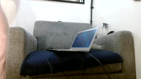 Snapshot of hardck8in chatting on December 27, 4:04 am hardck8in online show from December 27, 4:04 am