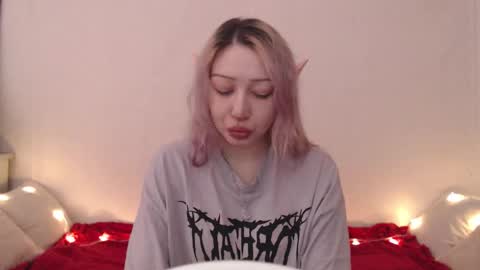 Snapshot of hardcore_x chatting on February 1, 9:02 pm Emily online show from February 1, 9:02 pm