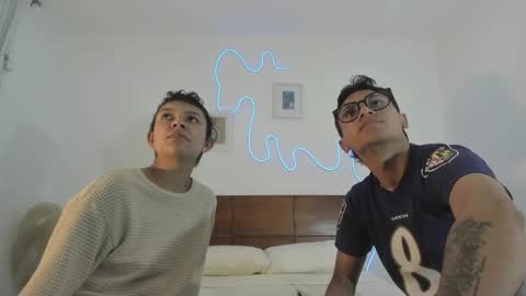 Snapshot of hardcoreheat_ind chatting on February 26, 1:59 am kade and demi independent models online show from February 26, 1:59 am