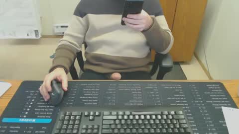 Snapshot of hardcumcanadian chatting on February 3, 11:47 pm hardcumcanadian online show from February 3, 11:47 pm