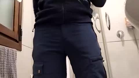 Snapshot of hardcumpleasure chatting on November 30, 7:18 pm hardcumpleasure online show from November 30, 7:18 pm