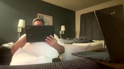 Snapshot of hardfreak4you chatting on October 31, 10:27 am hardfreak4you online show from October 31, 10:27 am