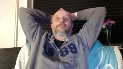 MrLazy online show from February 11, 6:57 pm