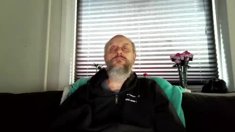 MrLazy online show from March 28, 4:39 pm