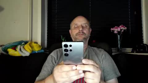 MrLazy online show from May 28, 8:06 pm