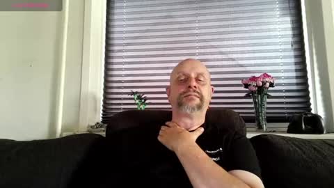 Snapshot of hardmrlazy chatting on July 13, 5:05 pm MrLazy online show from July 13, 5:05 pm