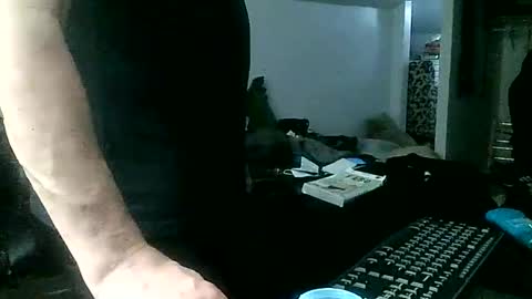 Snapshot of hardnhorny4hottys chatting on December 5, 2:11 pm Hardnhorny4hottys online show from December 5, 2:11 pm