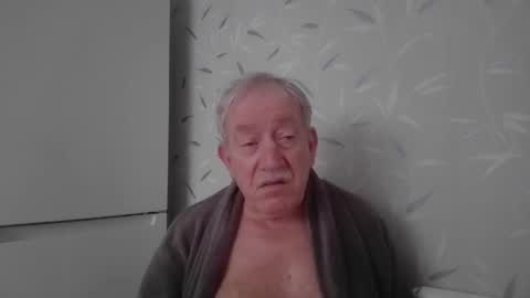 hardon4u123456789 online show from November 5, 2:28 pm