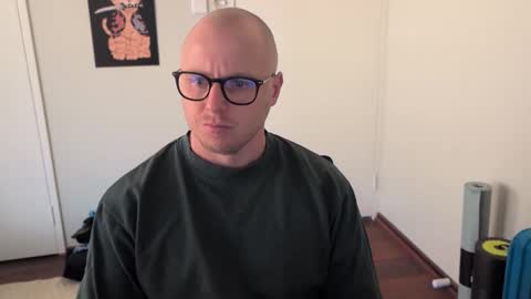 Stand Lee online show from November 10, 2:32 am