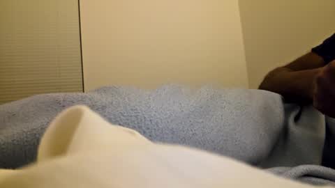 Snapshot of hardone00000 chatting on October 17, 4:15 am hardone00000 online show from October 17, 4:15 am