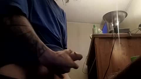 hardwhiteboi420 online show from January 12, 10:20 am