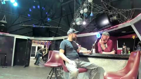 Snapshot of hardworkertn chatting on February 23, 2:29 am hardworkertn online show from February 23, 2:29 am
