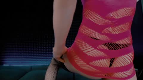 Miss Hardy online show from April 8, 4:01 am