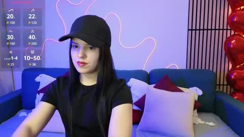 Snapshot of harleen_moore chatting on February 16, 5:59 pm Harleen online show from February 16, 5:59 pm