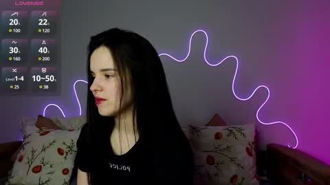 Snapshot of harleen_moore chatting on March 9, 7:37 pm Harleen online show from March 9, 7:37 pm