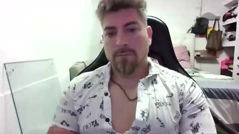 harley_and_alex13 online show from February 19, 10:28 pm