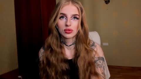 Julia online show from February 8, 4:38 am