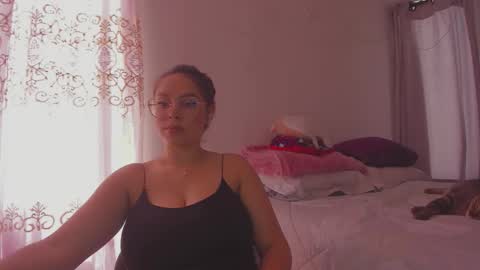 Natii  online show from March 29, 6:41 pm