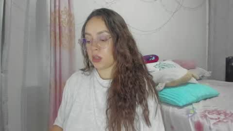 Snapshot of harleynapier chatting on June 11, 12:32 am Natii online show from June 11, 12:32 am