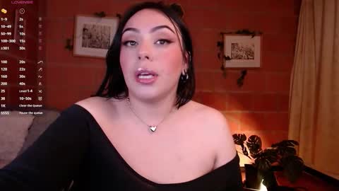 Snapshot of harmonyy01 chatting on March 7, 4:20 am Harmony Please help me to reach 100 thumbs up online show from March 7, 4:20 am