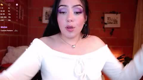 Snapshot of harmonyy01 chatting on March 9, 3:32 am Harmony Please help me to reach 100 thumbs up online show from March 9, 3:32 am