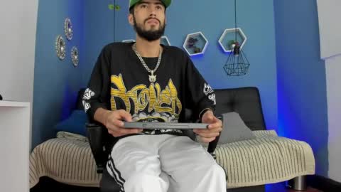 harold_999 online show from May 11, 2:45 pm